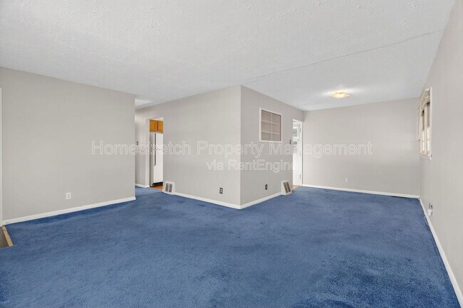 Building Photo - 1108 Renshaw Dr