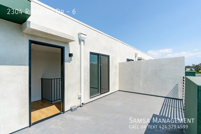 Building Photo - 2304 Ridgeley Dr