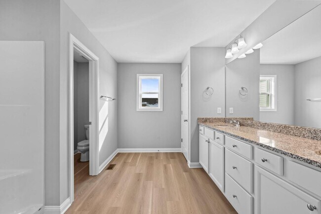 Building Photo - 104 Lambert Fld