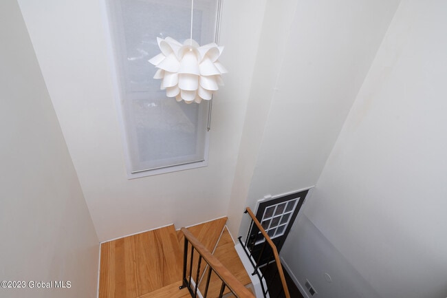 Building Photo - 416 Greenhill Ct