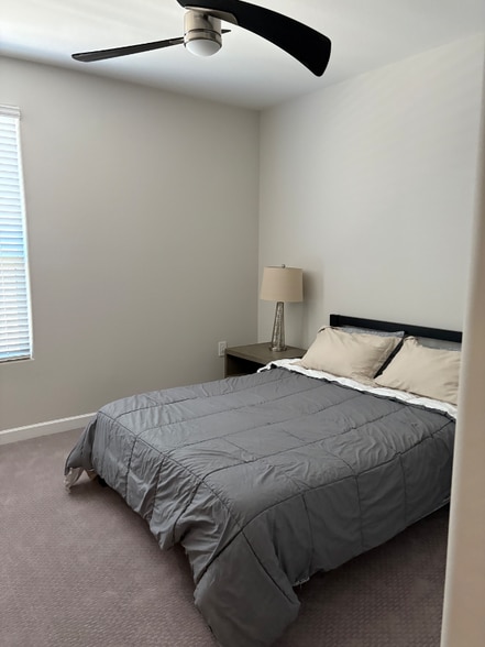 Building Photo - 37852 W San Clemente St