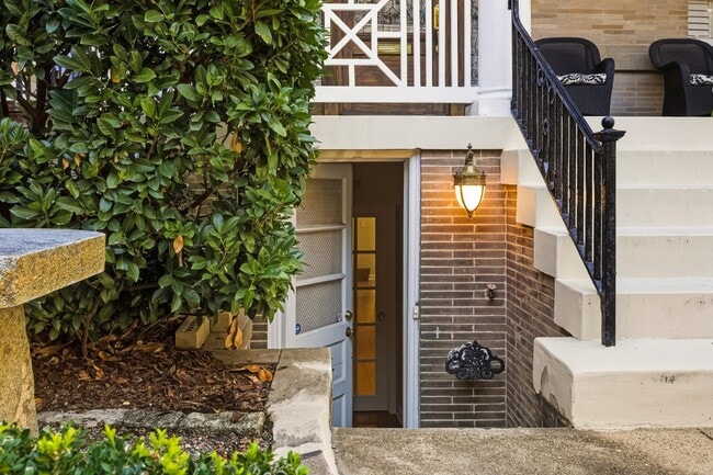 Building Photo - 2619 Woodley Pl NW