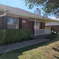 Building Photo - 901 Ticonderoga Dr