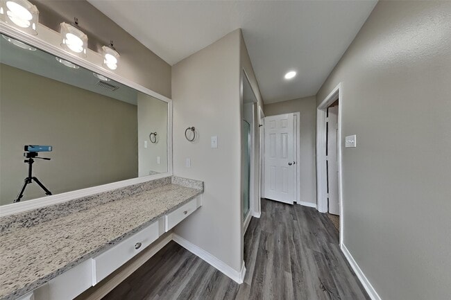 Building Photo - 3411 Dorsey Ln