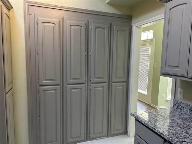 Building Photo - 1505 Park Pl