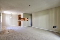 Building Photo - 880 E Fremont Ave