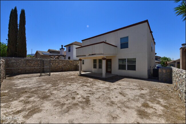 Building Photo - 253 Summerbrooke Ct