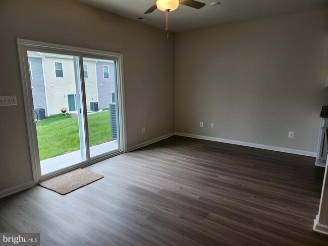 Building Photo - 69 Cramsford St