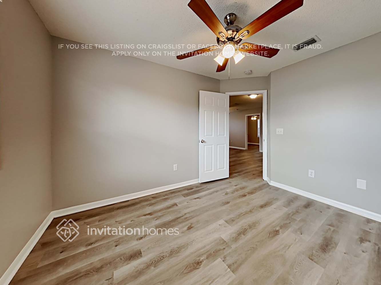 Building Photo - 1060 Grand Canyon Dr