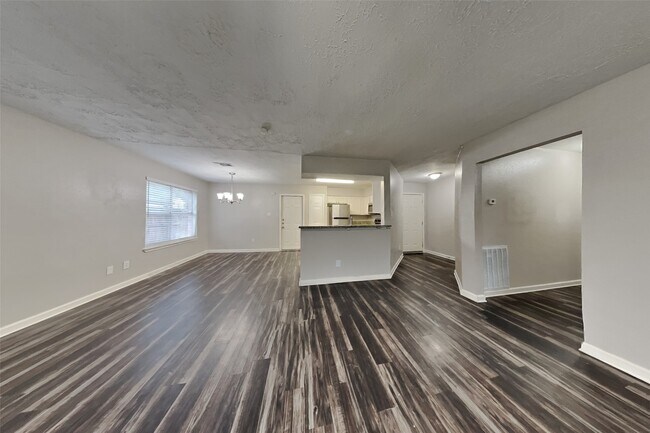 Building Photo - 11915 Fork Creek Dr