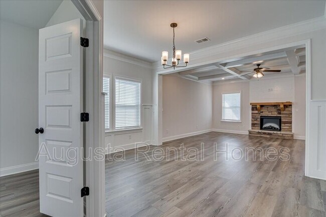 Building Photo - 528 Fermoy Ln
