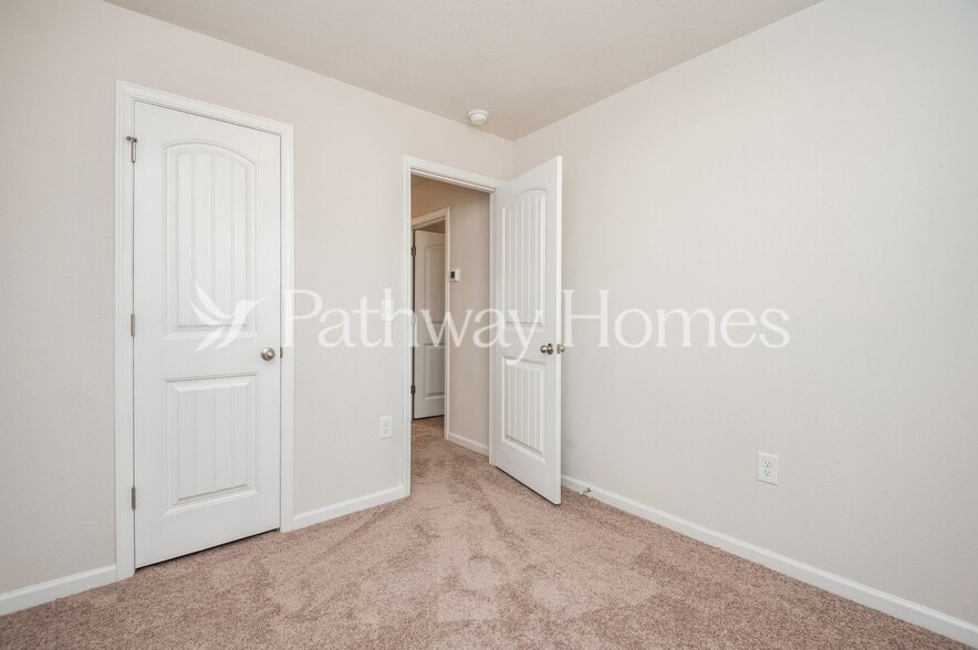 Building Photo - 7116 Galway City St