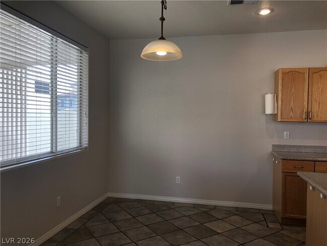 Building Photo - 7204 Buglehorn St