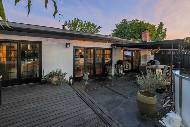 Building Photo - 4763 Golden Rd