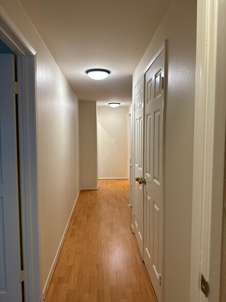 Hallway - 1909 Pelham Ave