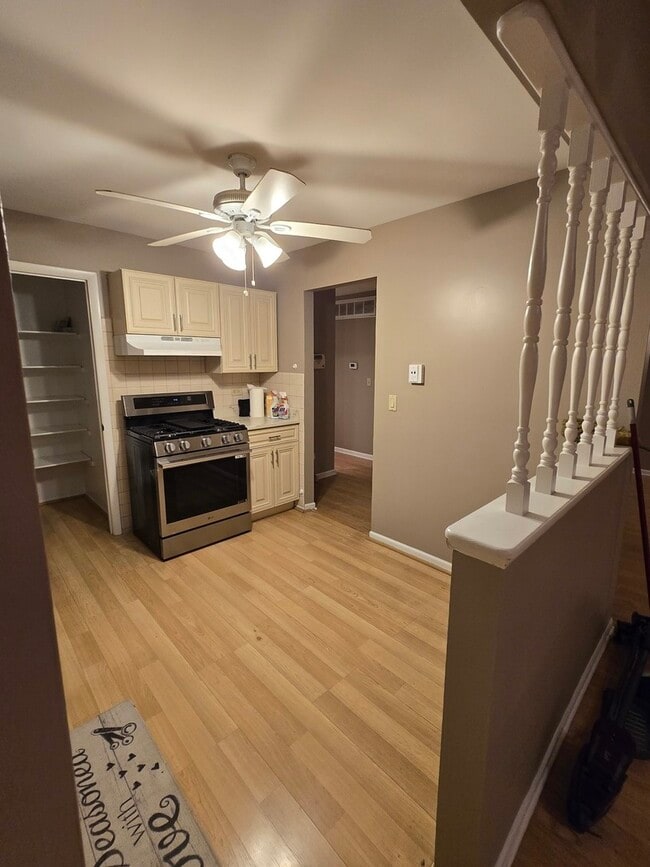 Building Photo - 314 Silverwood Ct