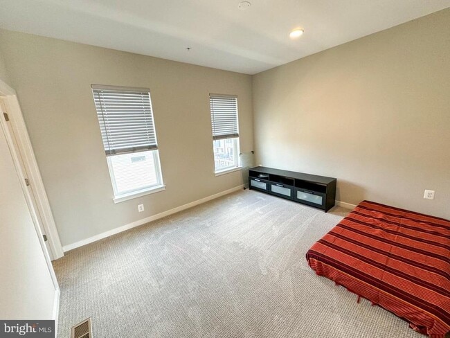 Building Photo - 22950 Camilla Springs Sq