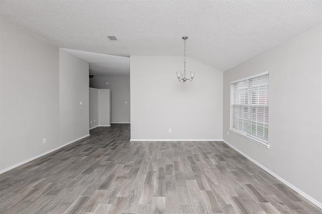 Building Photo - 7417 Snow Ridge Dr