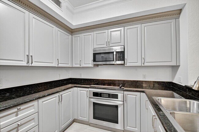 Building Photo - 1116 Renaissance Way