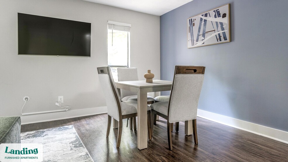 Building Photo - 2000 E Lake Pkwy