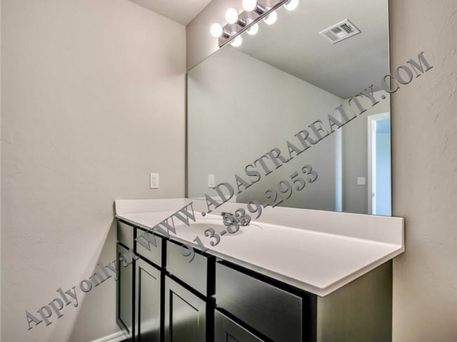 Building Photo - BRAND NEW!! Beautiful 3 Bed 2 Bath Home in...