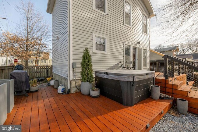 Building Photo - 4240 34th St