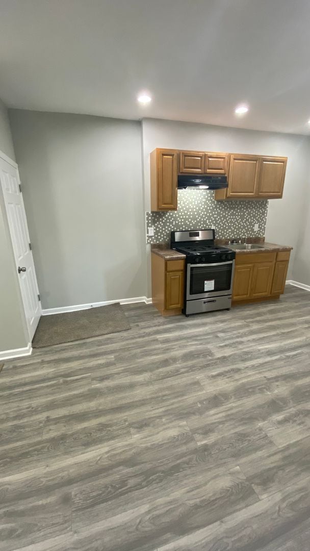 Building Photo - Front Porch Row - Oak Lane