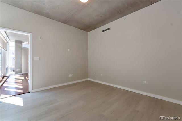 Building Photo - 1620 Little Raven St