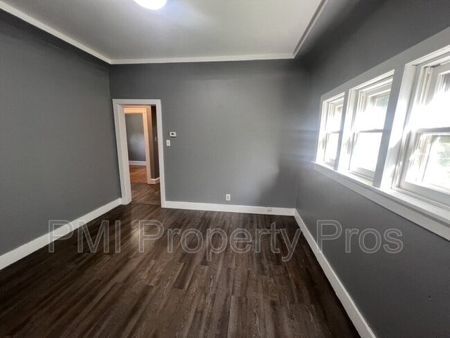 Building Photo - 1536 N 38th St