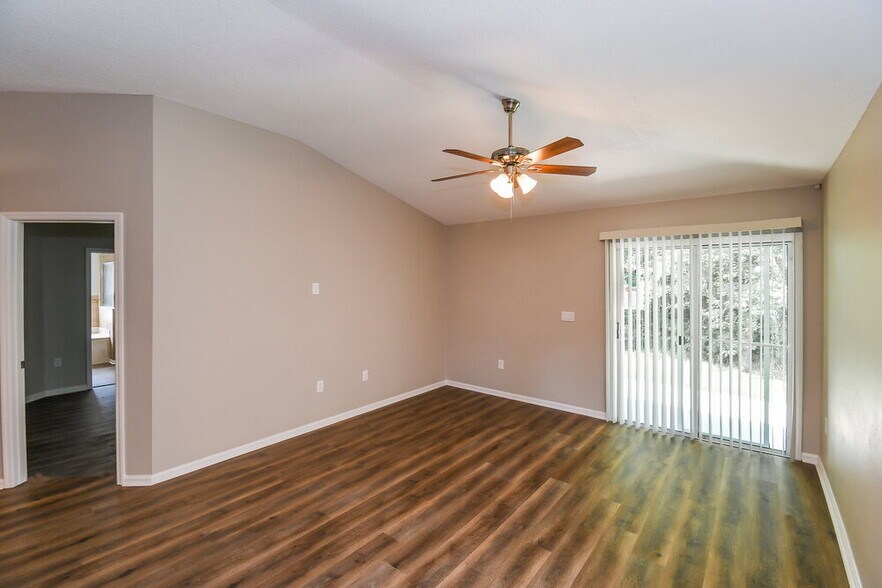Building Photo - 10267 Normanwood Ct