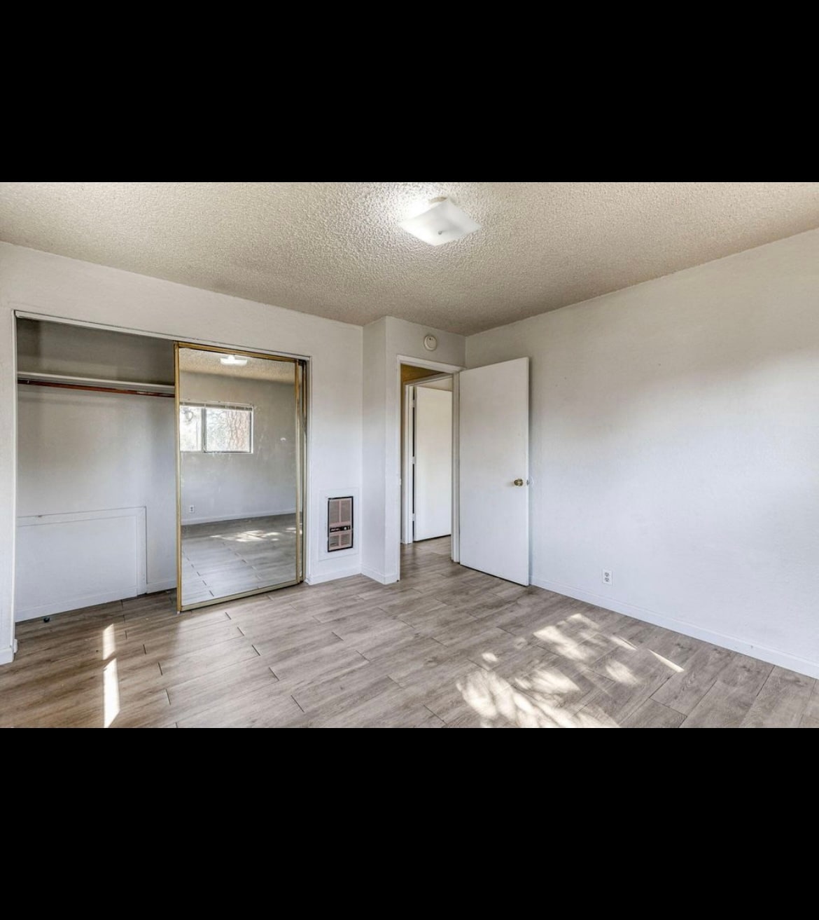 Building Photo - 3930 Laredo St