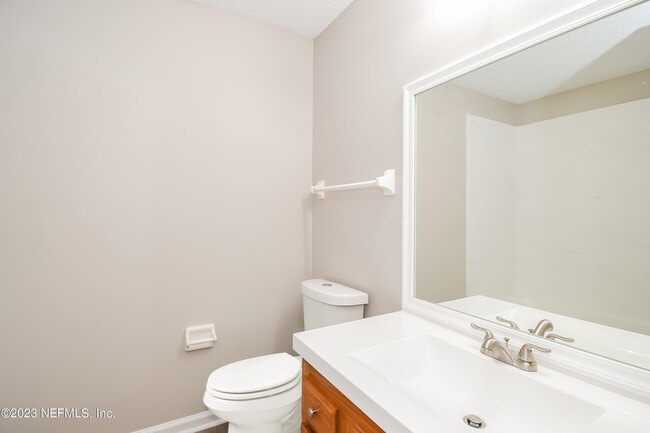 Building Photo - 542 Ashcroft Landing Dr