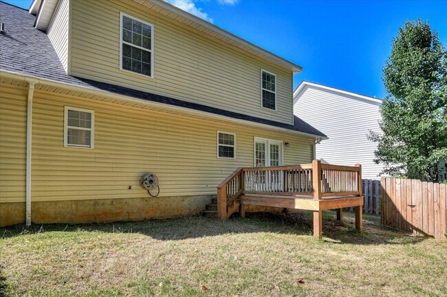 Building Photo - 2928 Aylesbury Dr