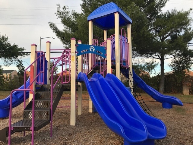 Building Photo - 7208-72C2 Donnell Pl