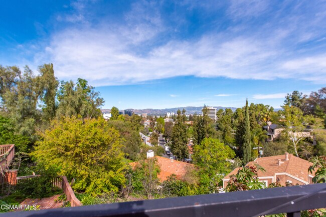 Building Photo - 5076 Escobedo Dr