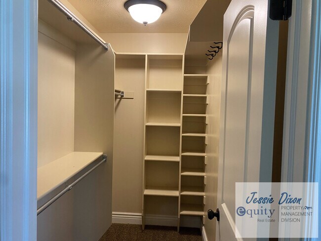 Building Photo - 2747 S 1475 W