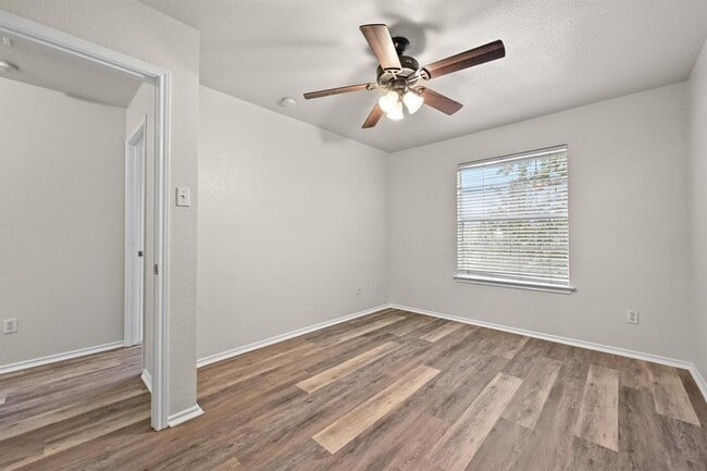 Building Photo - 2607 Theresa Blanchard Ln