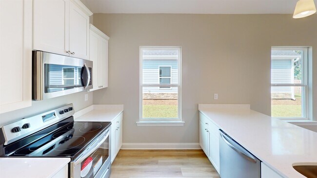 Building Photo - 1048 Moen Lp