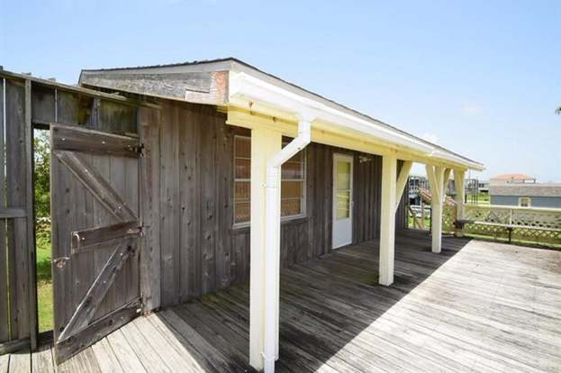 Building Photo - 2104 Galveston Ave