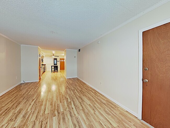 Building Photo - 2500 Lee Rd