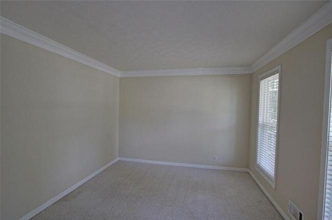 Building Photo - 1210 Rocky Rd