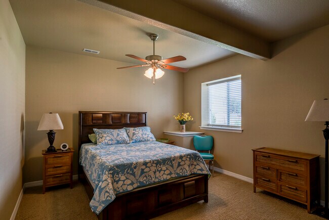 Building Photo - 7868 Renegade Hill Dr