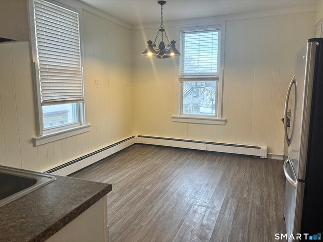 Building Photo - 41 Saugatuck Ave