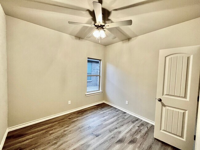 Building Photo - Pre-Leasing 2026 4bed 2 bath - Frenship ISD