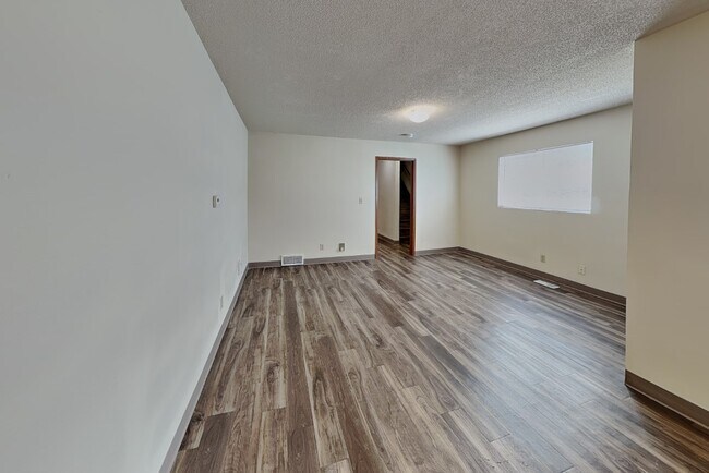 Building Photo - 218 Stanton Ave