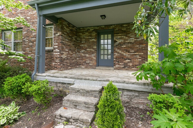 Building Photo - 149 Westgate Dr
