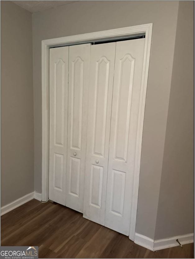 Building Photo - 5548 Pineridge Ct