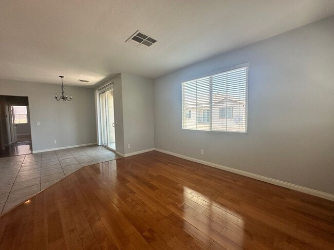 Building Photo - 6255 W Arby Ave