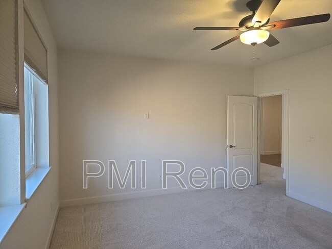 Building Photo - 10380 Gold Mine Dr