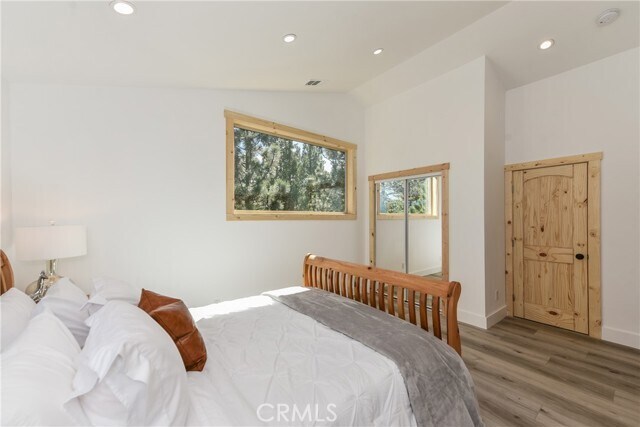 Building Photo - 578 Creekside Ln